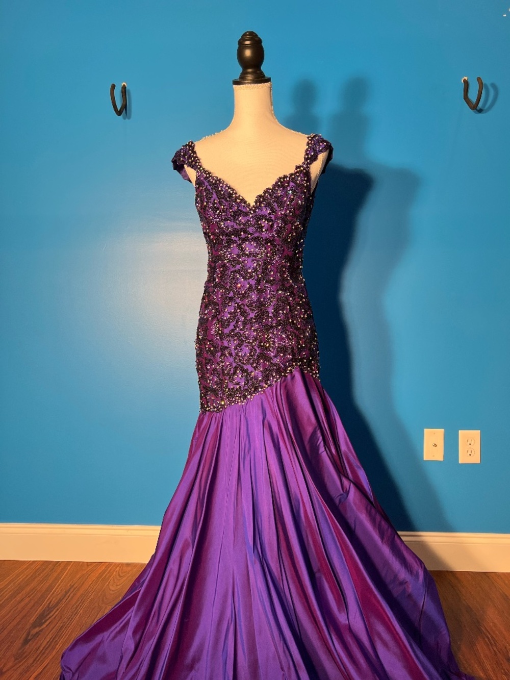 Sherri Hill size 10 Purple and black beaded pageant/prom dress